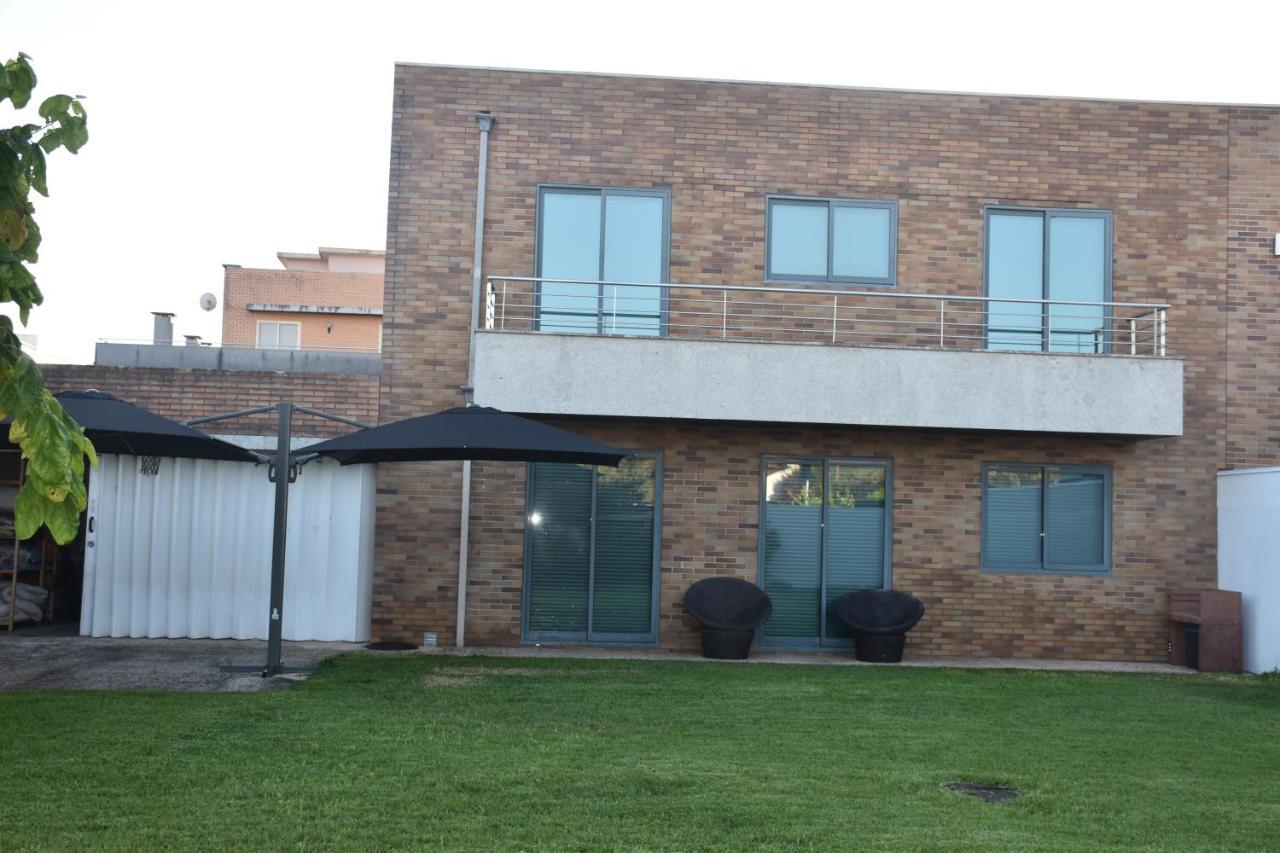 Casa De Praia Familiar 4 Quartos E Jardim 에스포센데 외부 사진